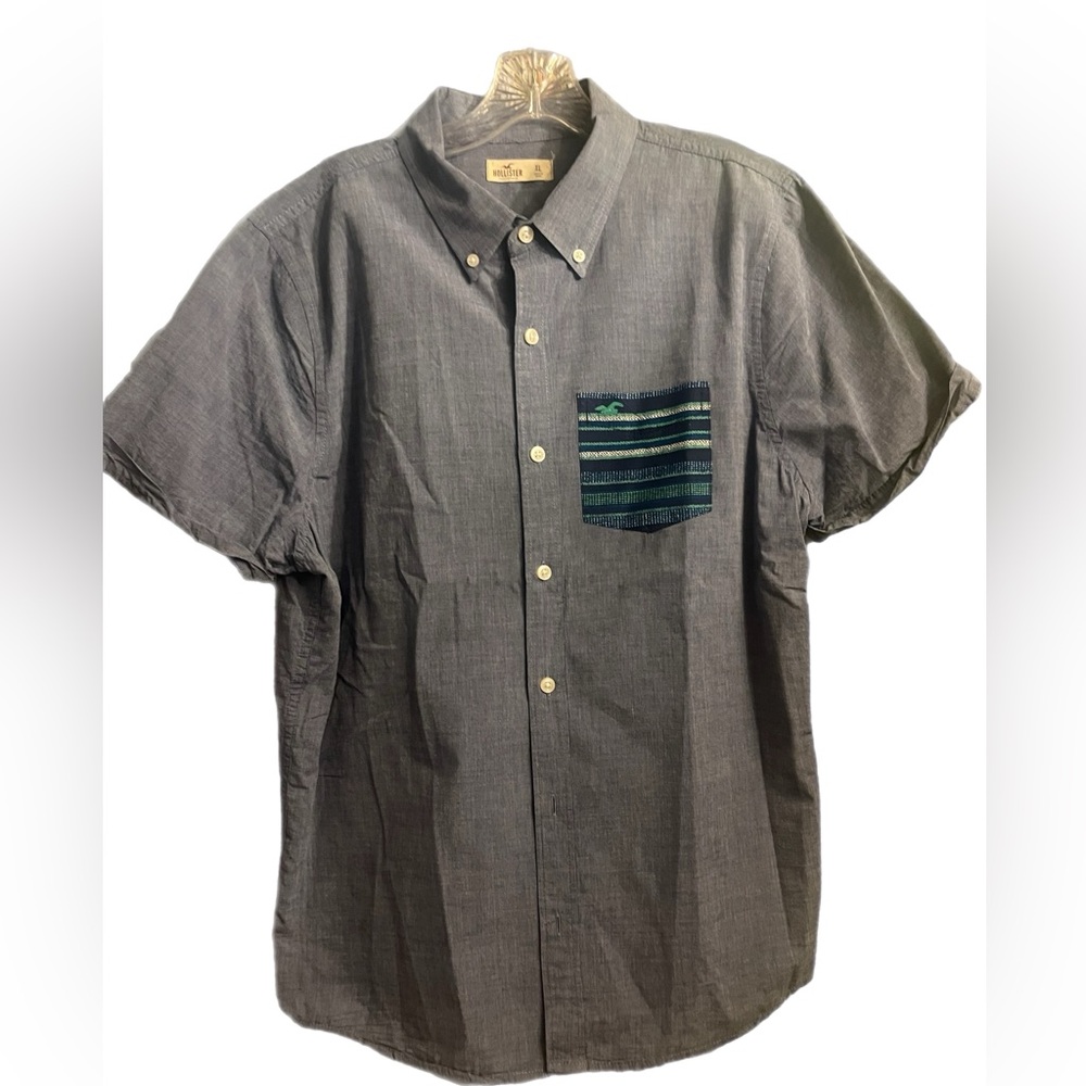 Men’s short sleeve cotton button down chambray with detailed pocket blue XL